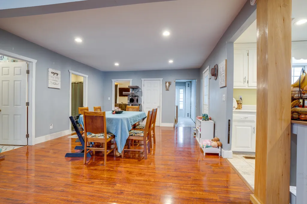 38 North Elm Street St. Albans City VT 05478