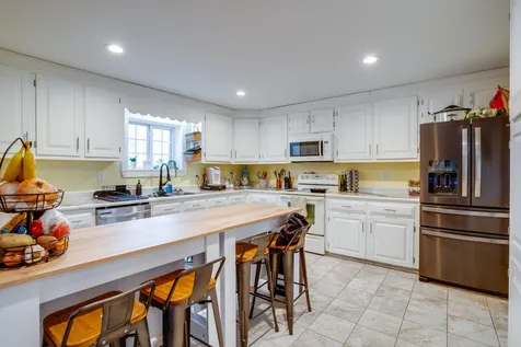 38 North Elm Street St. Albans City VT 05478