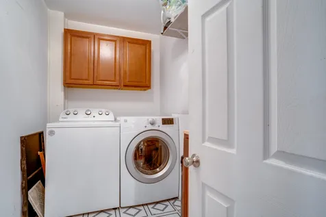 38 North Elm Street St. Albans City VT 05478