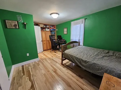 165 Woodbury Road Burlington VT 05408