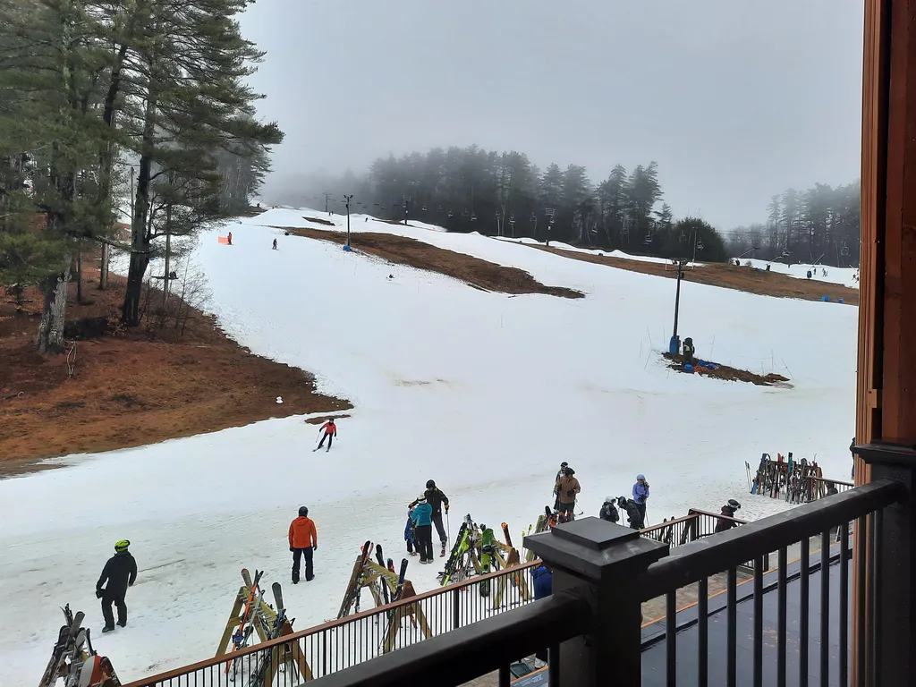 239 Skimobile Road Conway NH 03860
