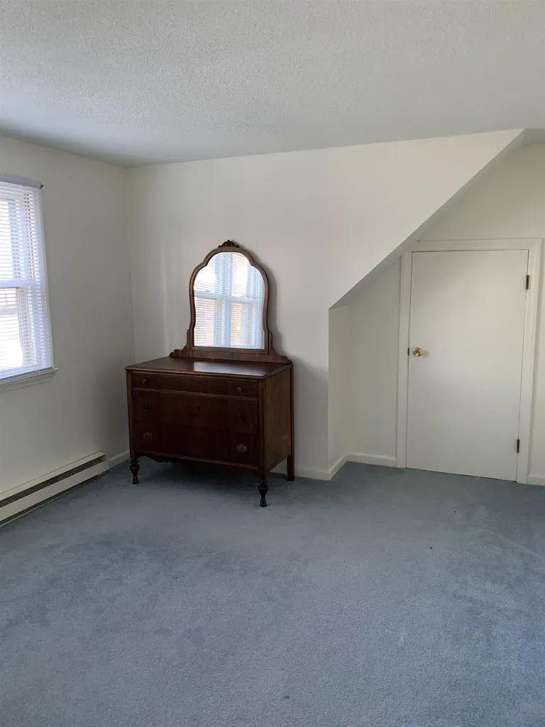 10 Colonial Circle Hampton NH 03842