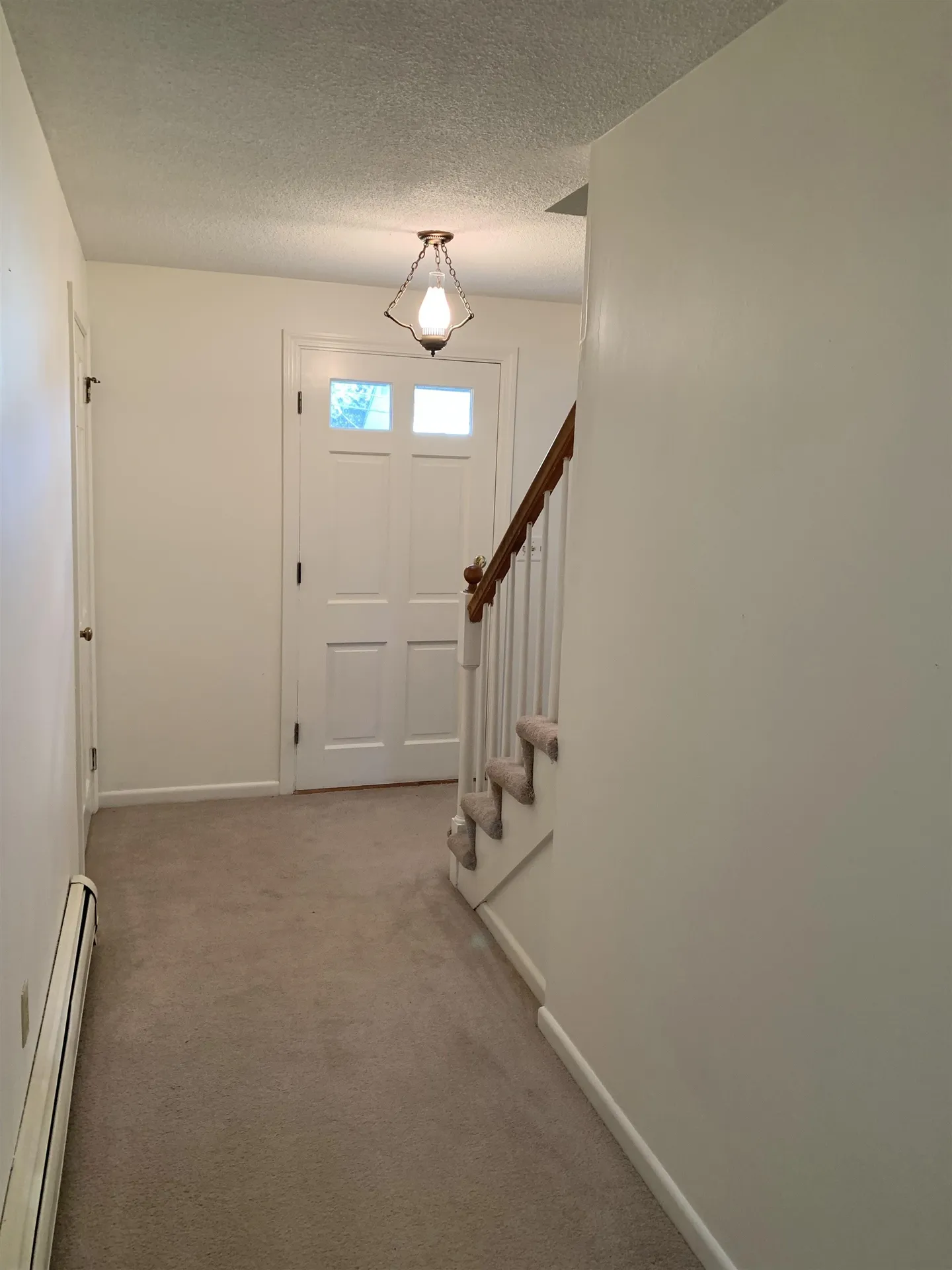 10 Colonial Circle Hampton NH 03842