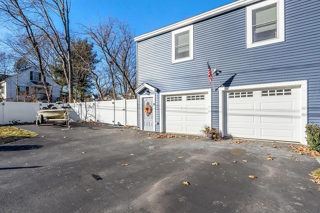12 Warren Avenue Manchester NH 03102