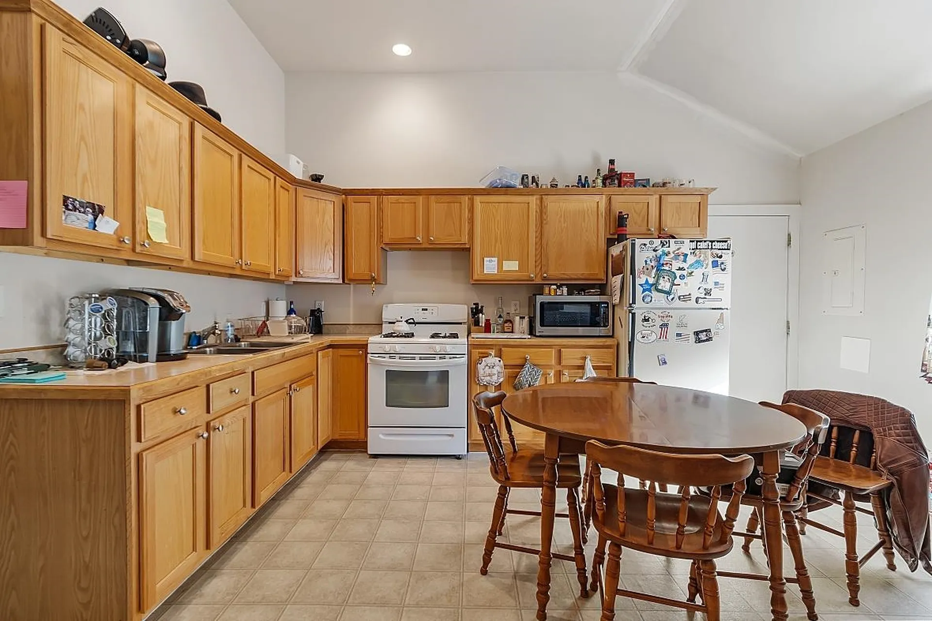 12 Warren Avenue Manchester NH 03102