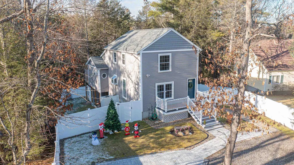 3 South Landing Road Sandown NH 03873