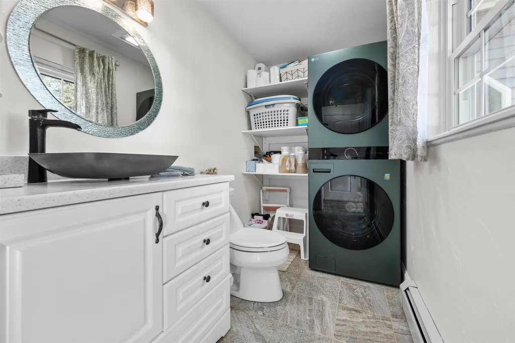 3 South Landing Road Sandown NH 03873