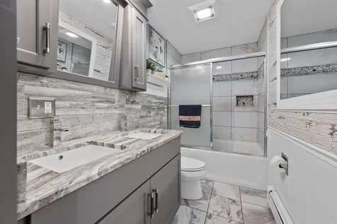 3 South Landing Road Sandown NH 03873