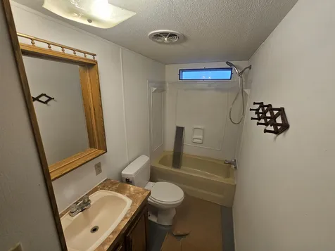 106 Mountain Avenue St. Johnsbury VT 05819