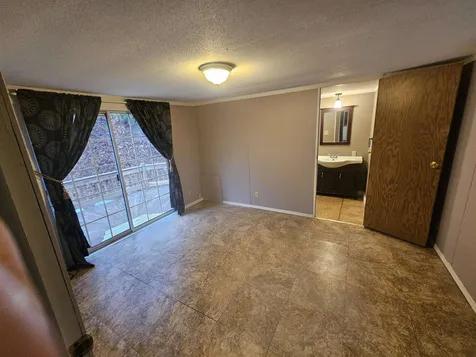 106 Mountain Avenue St. Johnsbury VT 05819