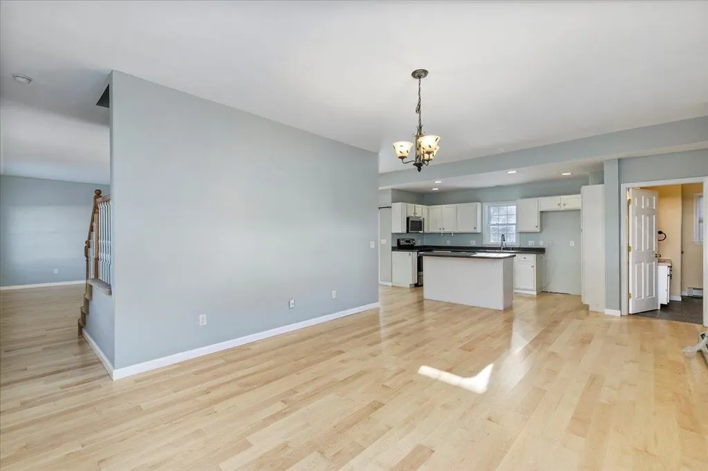 1 Langs Lane Newmarket NH 03857