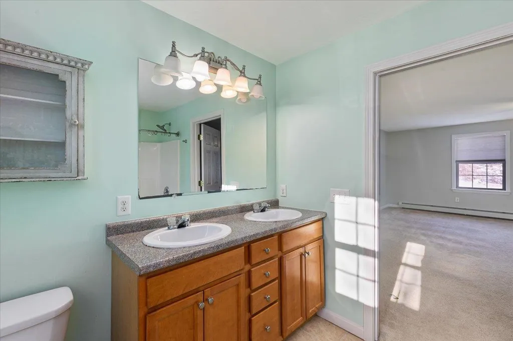 1 Langs Lane Newmarket NH 03857