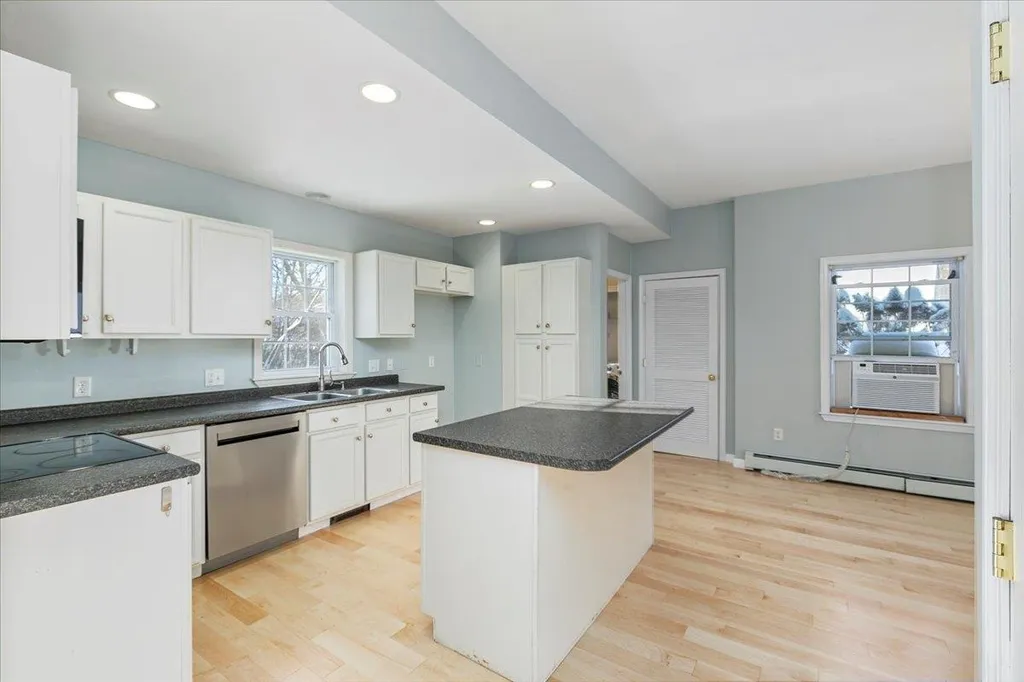 1 Langs Lane Newmarket NH 03857