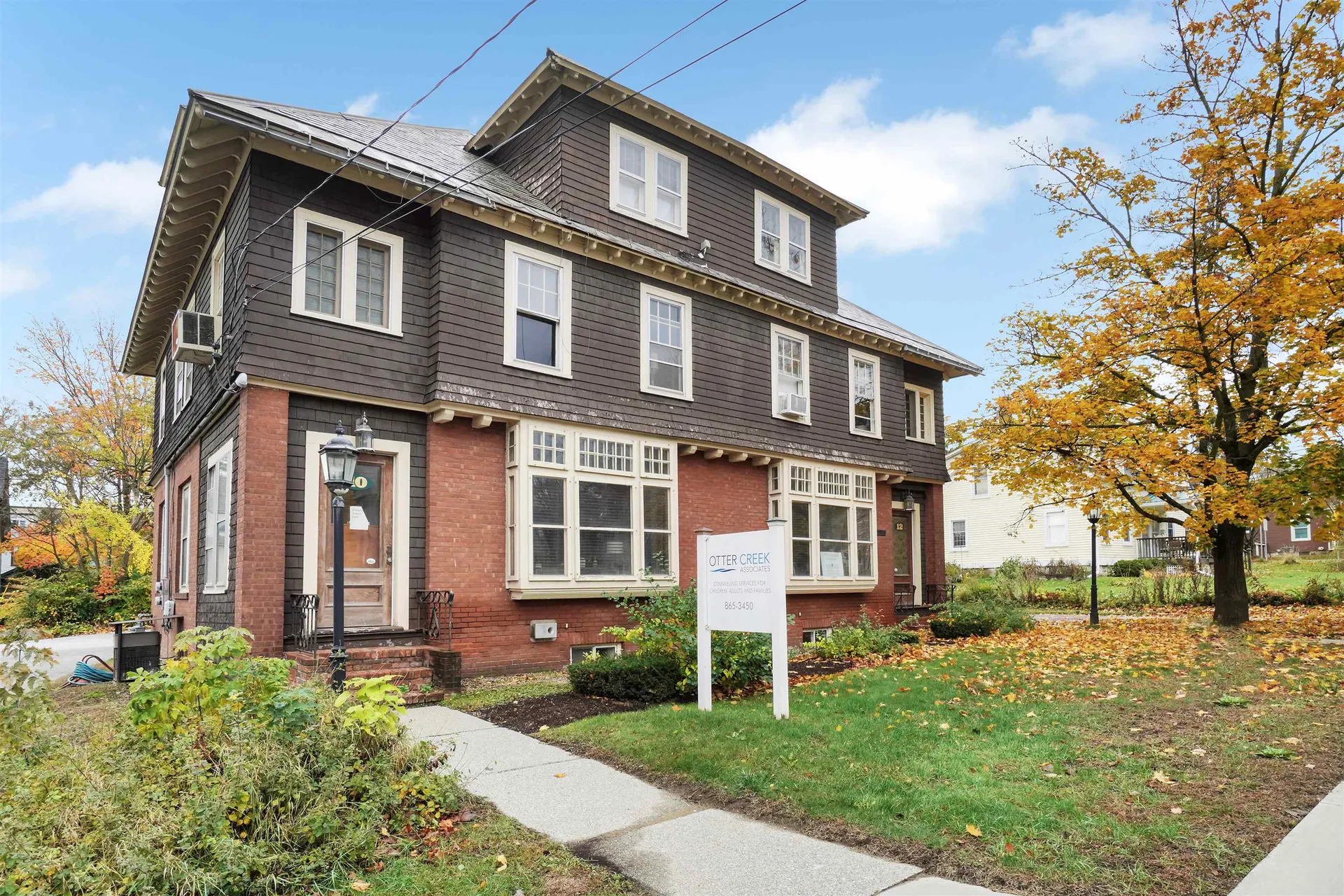 10/12 Pearl Street Essex Junction VT 05452