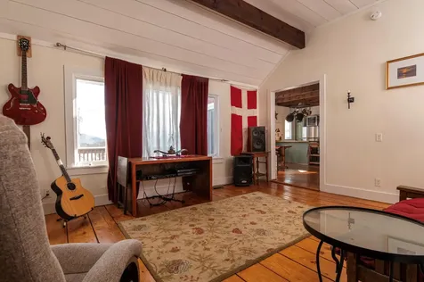 51 Apple Blossom Lane Grafton VT 05146