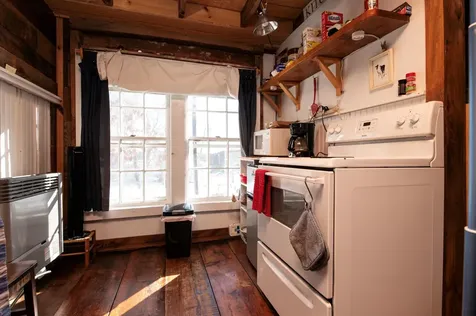 51 Apple Blossom Lane Grafton VT 05146