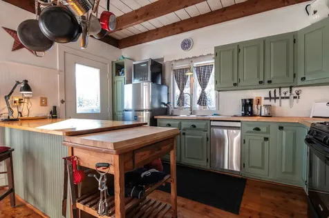 51 Apple Blossom Lane Grafton VT 05146