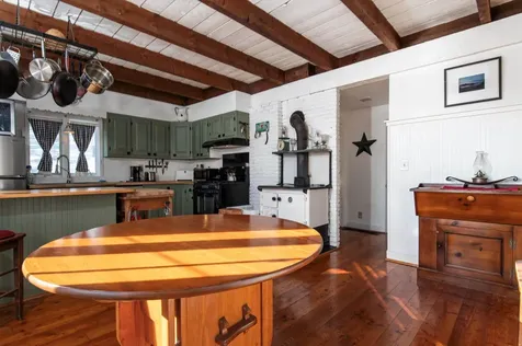 51 Apple Blossom Lane Grafton VT 05146