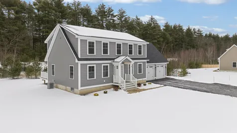8 Bryson Lane Lee NH 03861