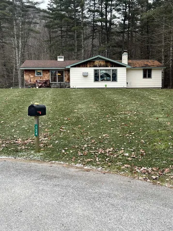 134 Pond Road Mendon VT 05701
