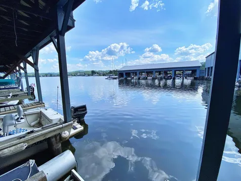 197 Farrants Point Newport City VT 05855