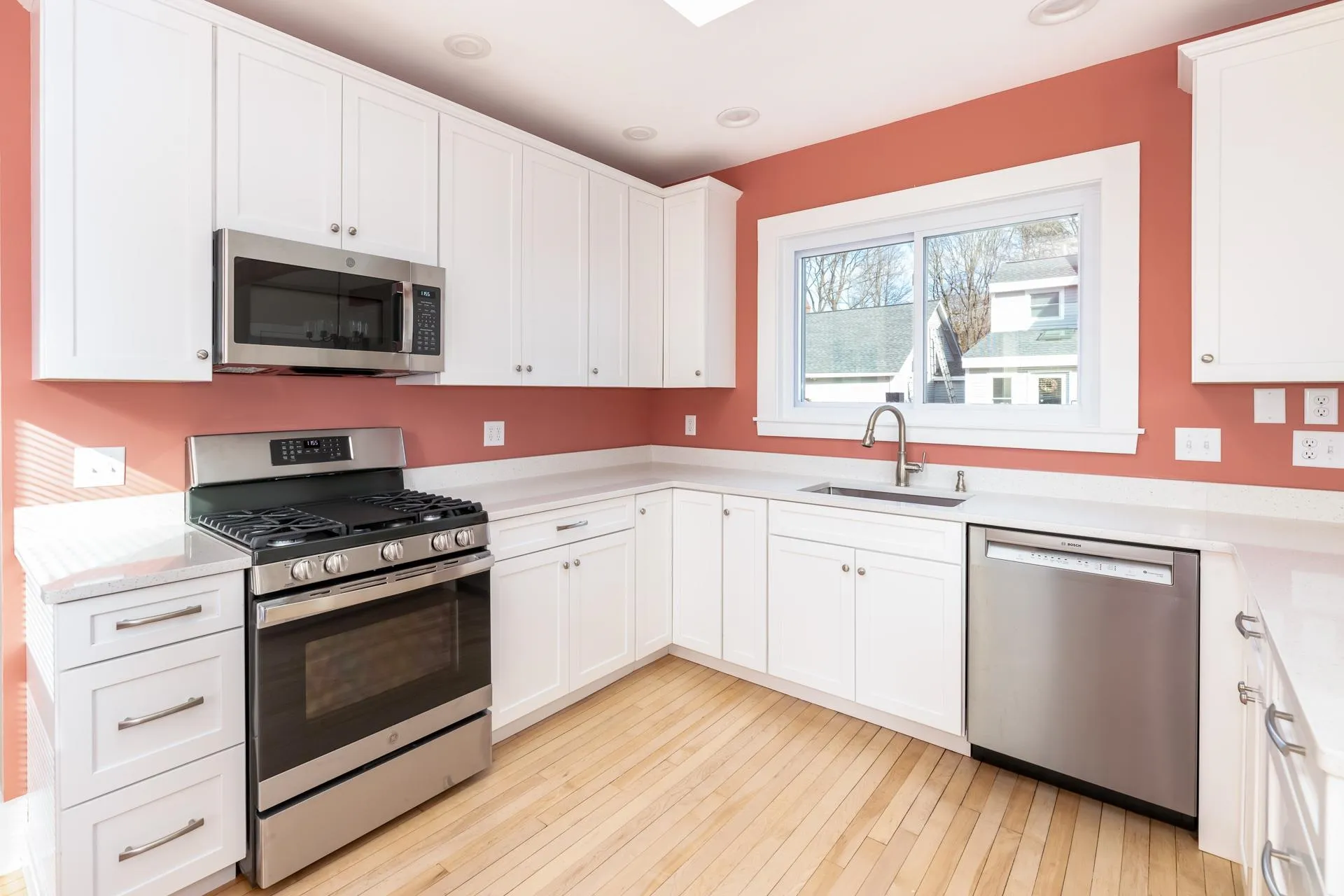 22 Dearborn Avenue Hampton NH 03842