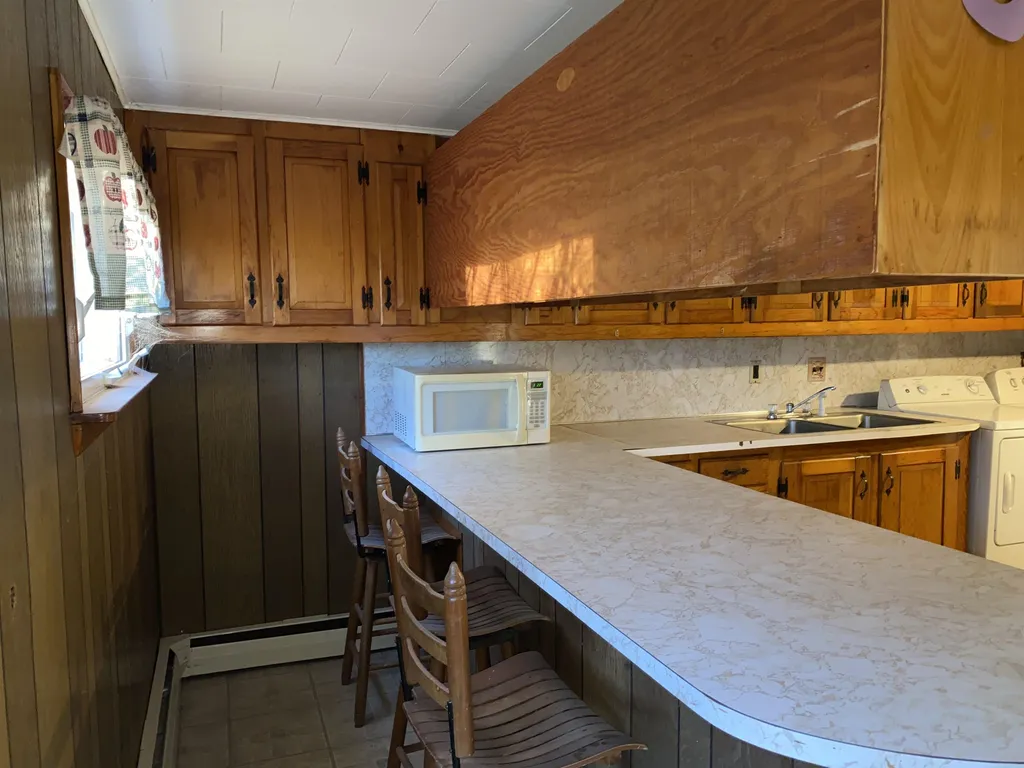 136 Suncook Valley Road Barnstead NH 03218