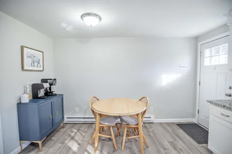 5 Holly Lane Londonderry NH 03053