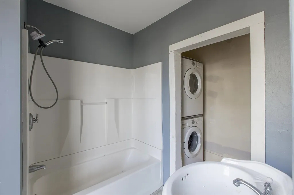 20 Elm Street Dover NH 03820