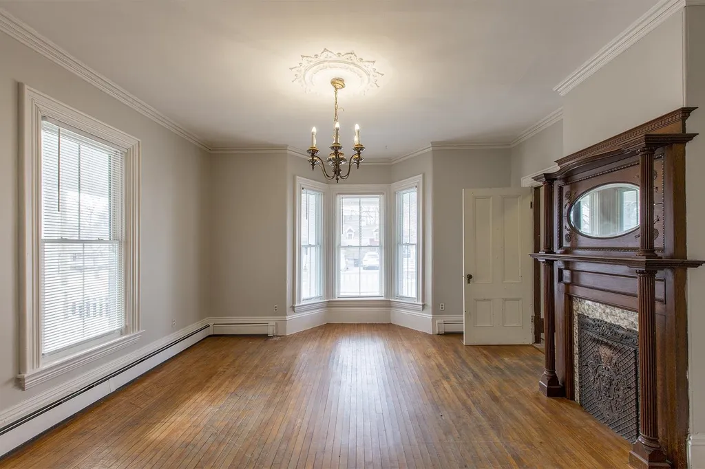 20 Elm Street Dover NH 03820