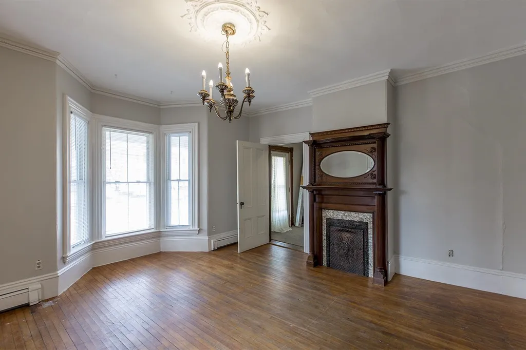 20 Elm Street Dover NH 03820