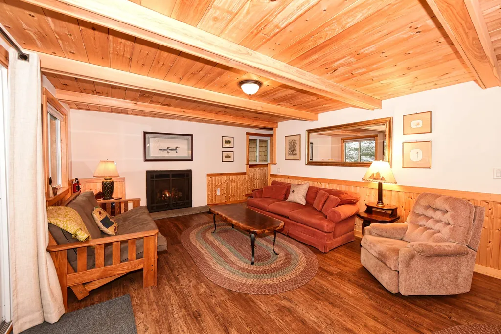 9 Altdorf Place Madison NH 03849