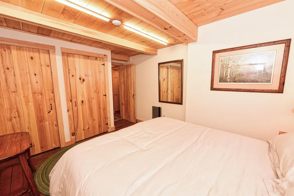 9 Altdorf Place Madison NH 03849