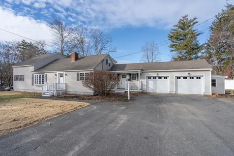 648 Portland Street Rochester NH 03867-2431