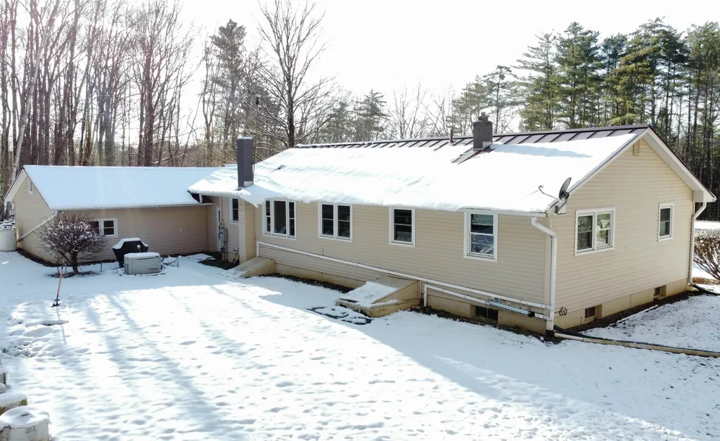 1537 Lake Dunmore Road Leicester VT 05733