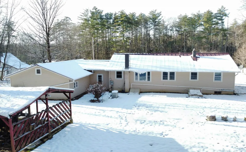 1537 Lake Dunmore Road Leicester VT 05733