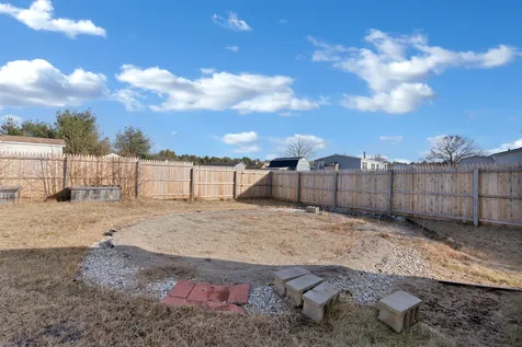 15 Daffodil Hill Lane Rochester NH 03868