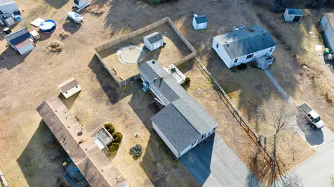 15 Daffodil Hill Lane Rochester NH 03868
