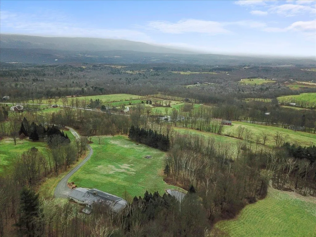 1516 West Mountain Road Shaftsbury VT 05262