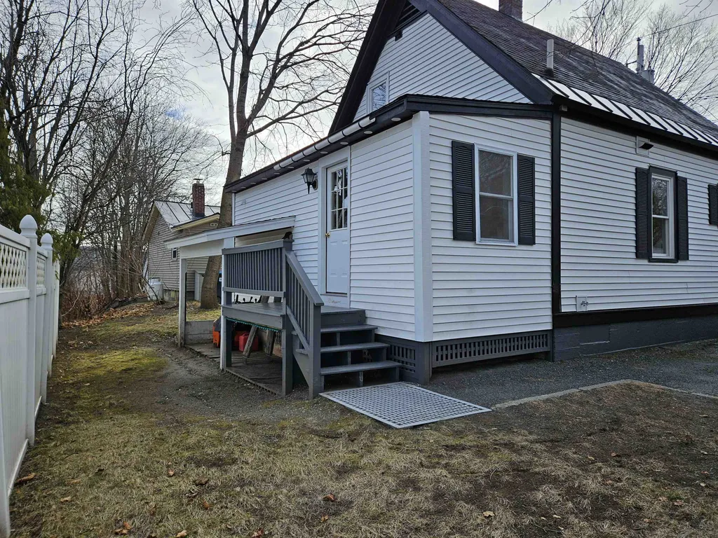5 Williams Street Lebanon NH 03766