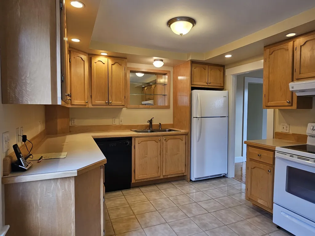 5 Williams Street Lebanon NH 03766