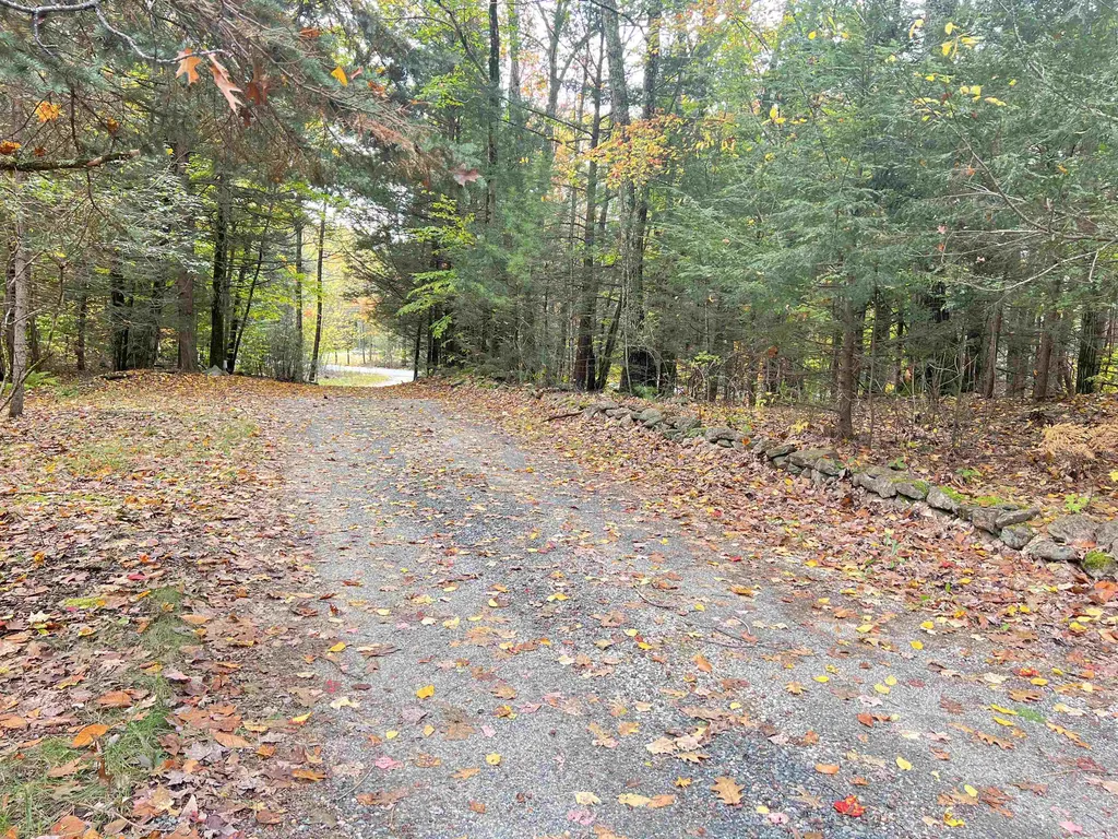 85 Mount Delight Road Deerfield NH 03037