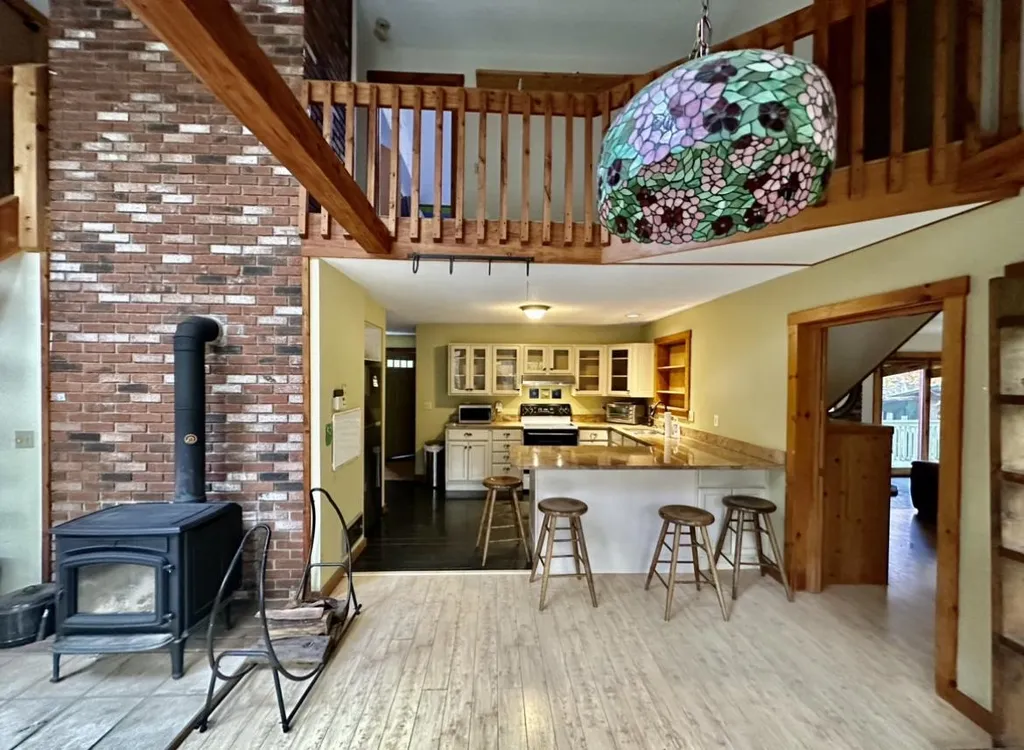 85 Mount Delight Road Deerfield NH 03037