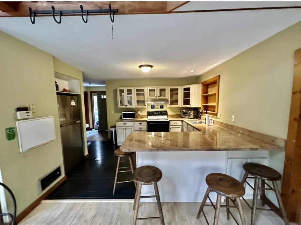 85 Mount Delight Road Deerfield NH 03037