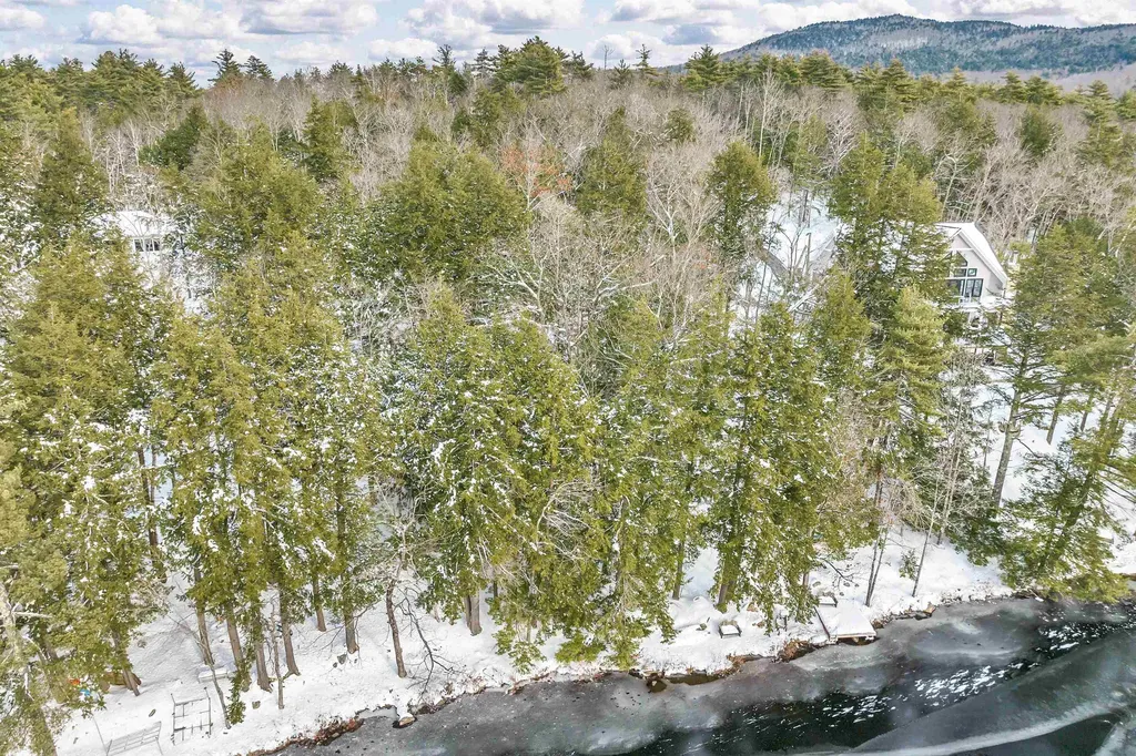 322 Kings Highway New Durham NH 03855