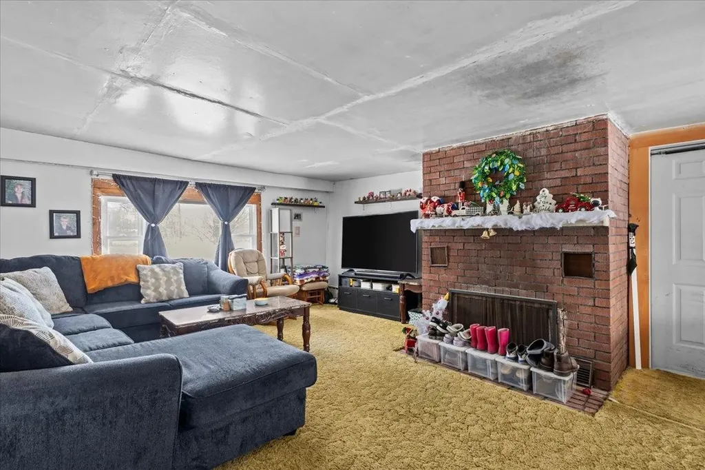 3899 Greenwoods Road Alburgh VT 05440