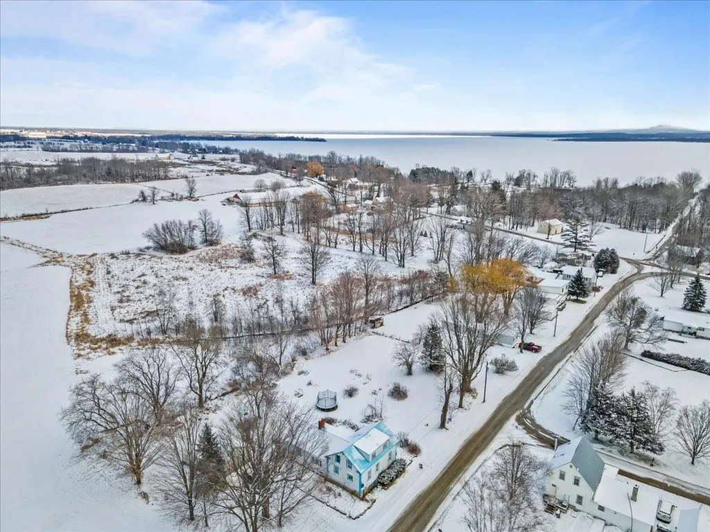 3899 Greenwoods Road Alburgh VT 05440