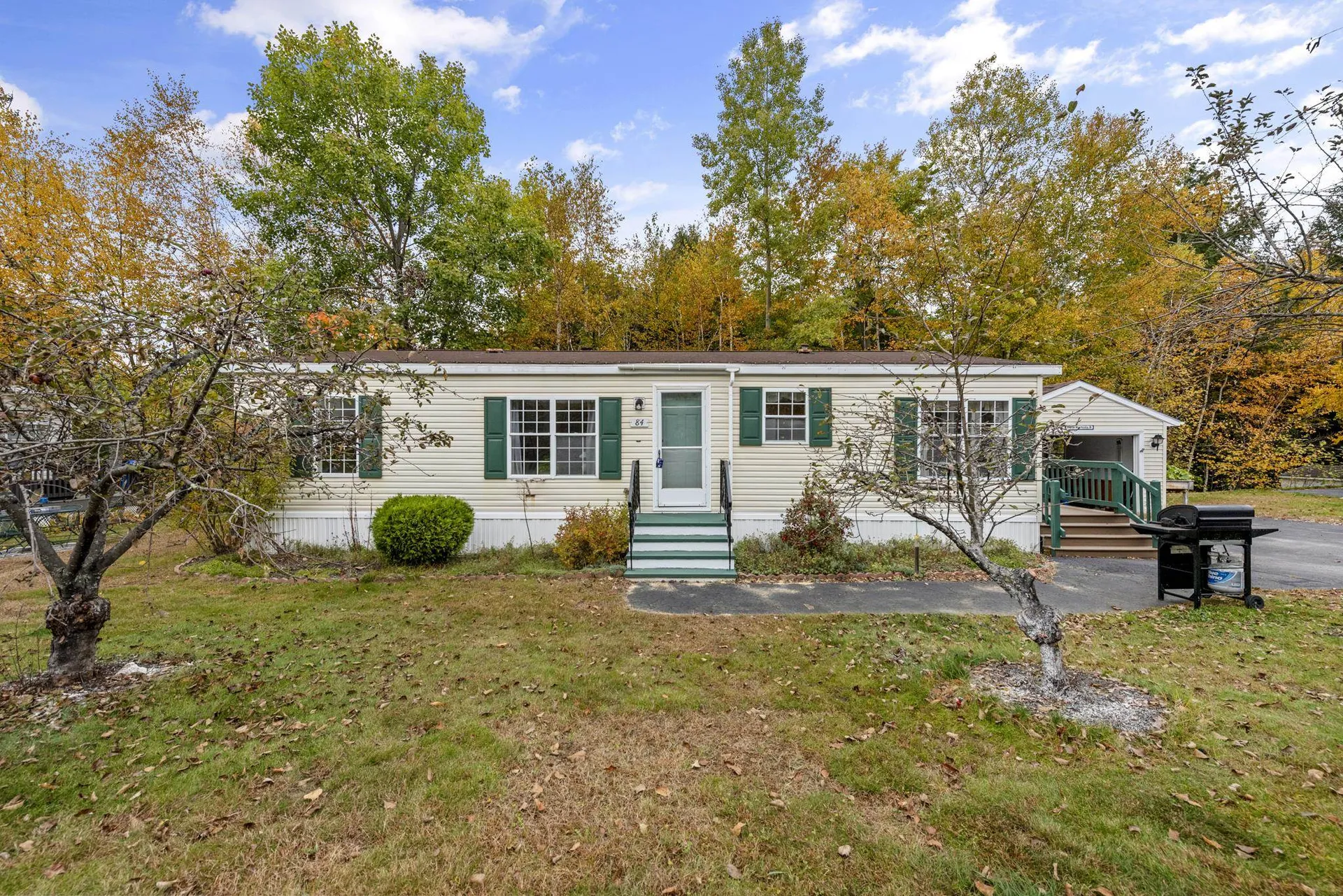 84 Dudley Circle Laconia NH 03246