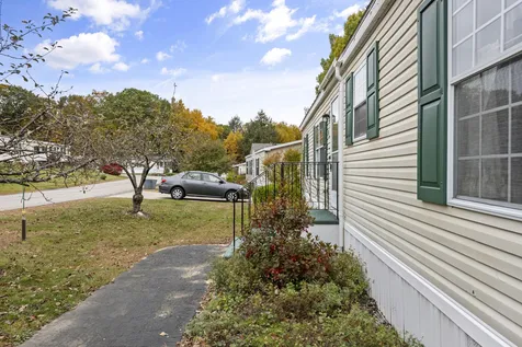 84 Dudley Circle Laconia NH 03246