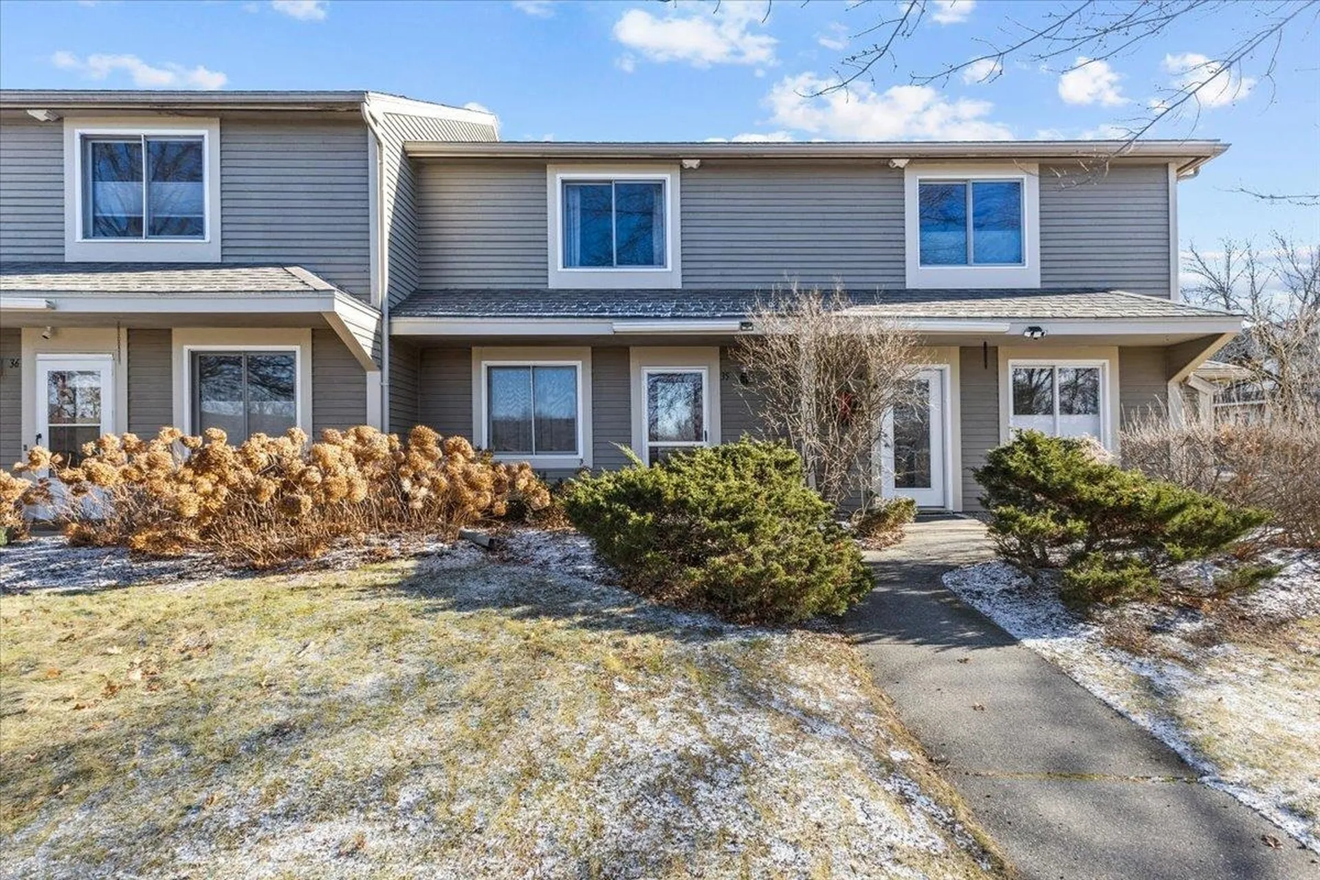 35 Overlook Drive South Burlington VT 05403